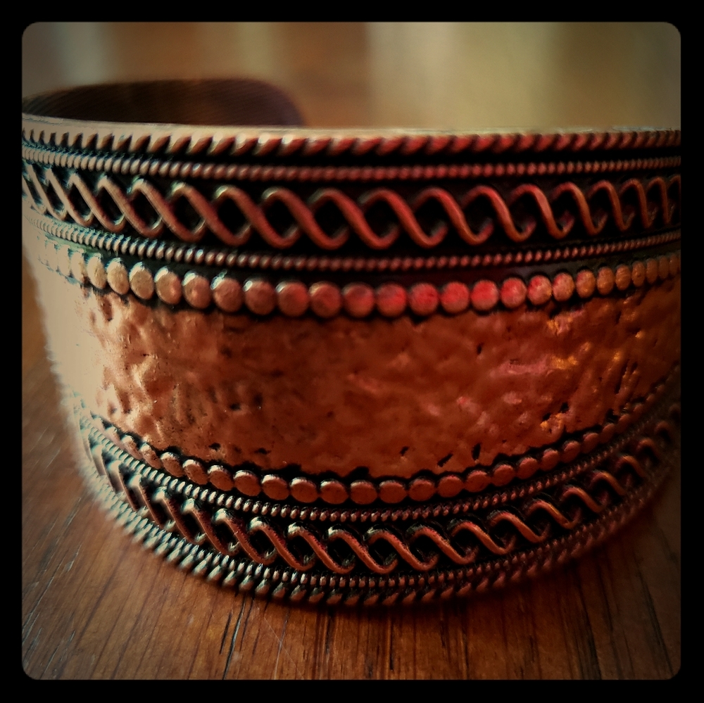 🍍 3 for $10!! 🍍 Bronze cuff bracelet